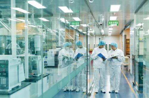 飛鶴榮獲第十九屆中國食品安全大會 社會責(zé)任領(lǐng)軍企業(yè) 獎